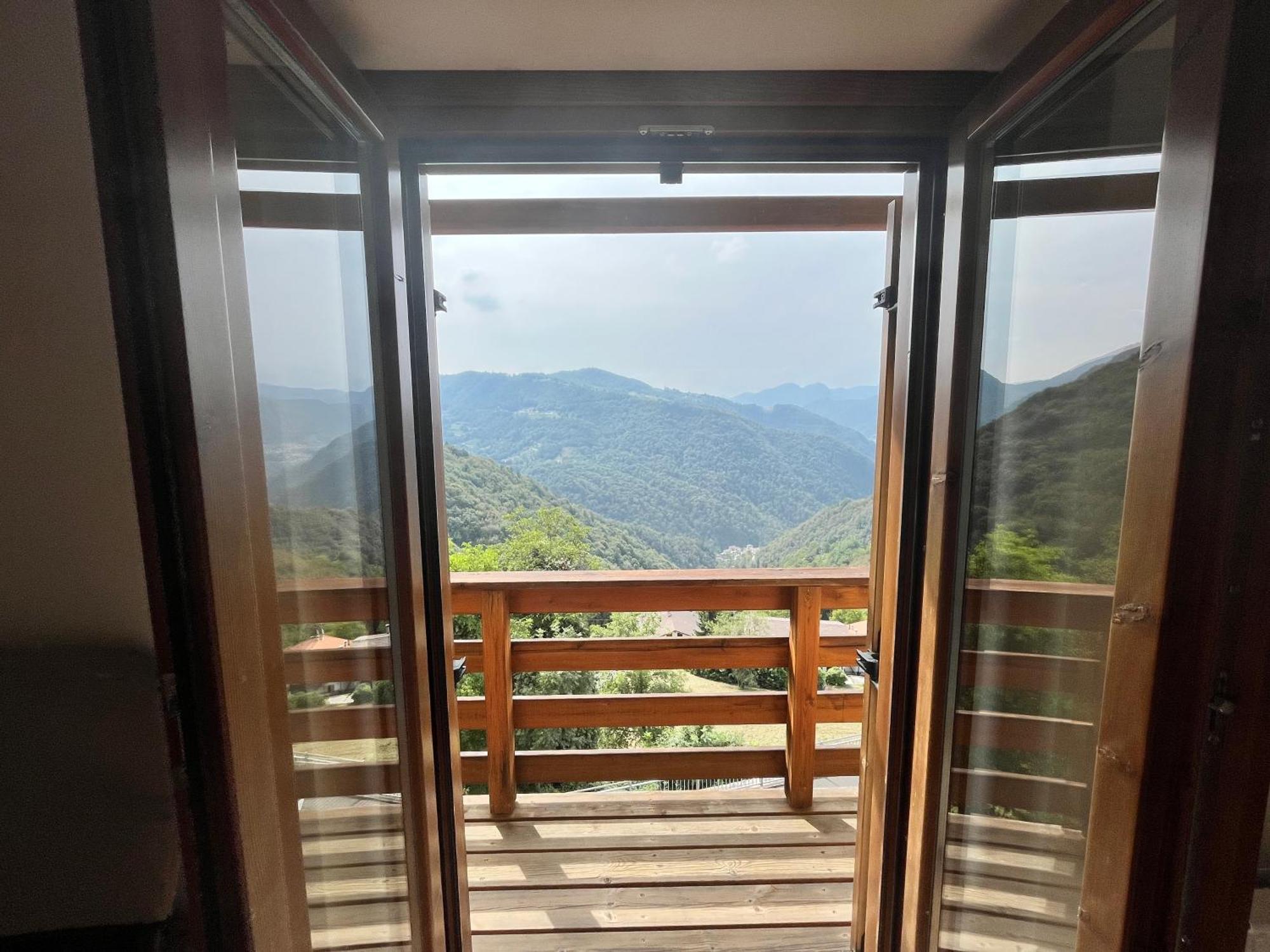 דירות Costa di Serina Casa Con Vista מראה חיצוני תמונה